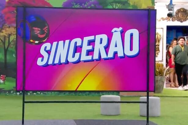 Logo do Sincerão na parte externa da casa do BBB