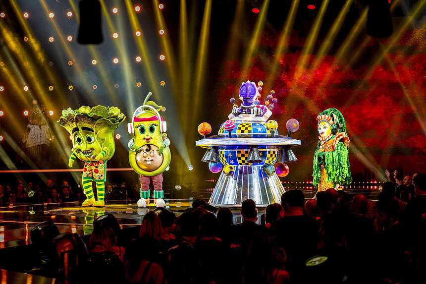 Alface, Mamãe Abacate, ETzinho e Sereia: personagens do The Masked Singer