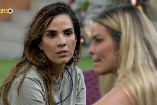 Wanessa Camargo olha para Yasmin no gramado do BBB 24