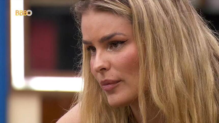 Yasmin Brunet na cozinha da Xepa do BBB 24