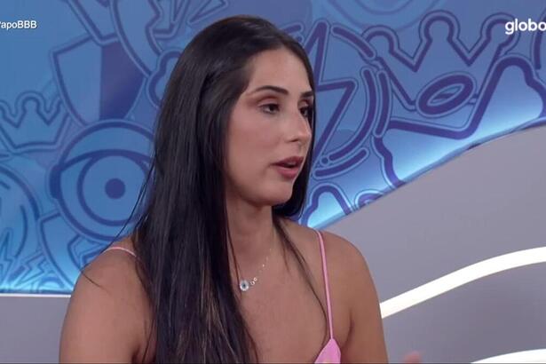 Deniziane durante participação no Bate-Papo BBB