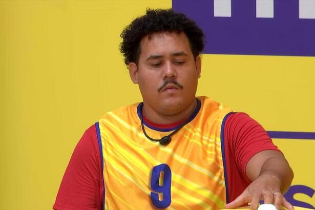 Lucas Henrique durante a disputa da 8ª Prova do Líder no BBB 24