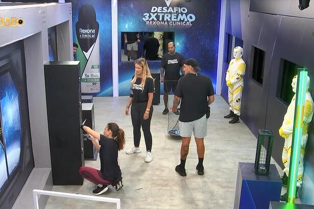 Wanessa, Yasmin, MC Bin Laden e Rodriguinho participando da atividade patrocinada do BBB 24
