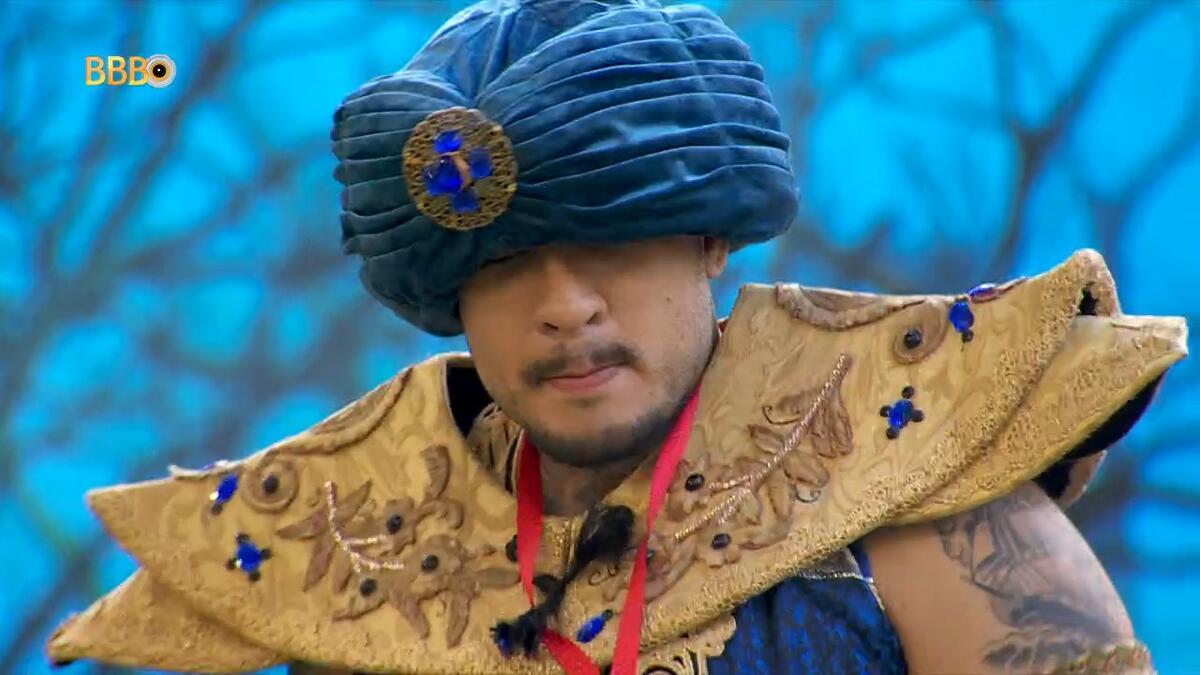 Bin Laden vestido de monstro gênio da lâmpada no BBB 24