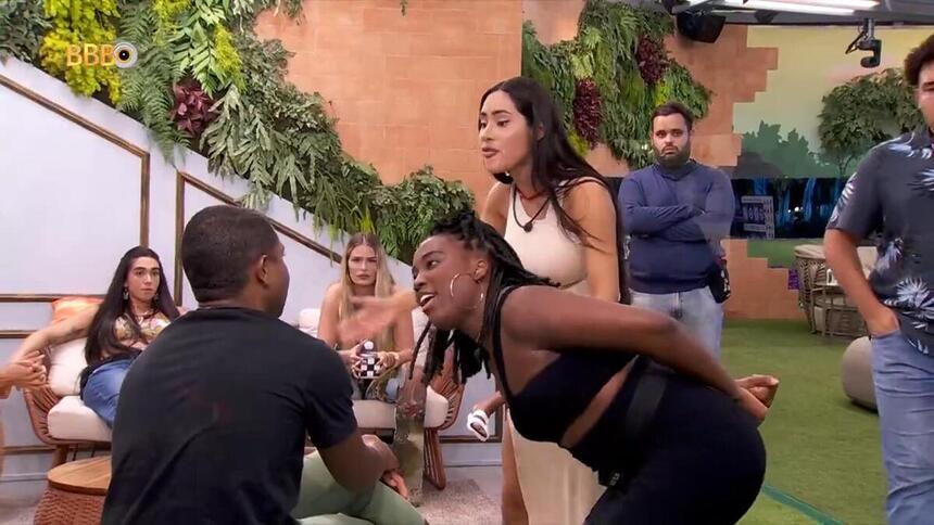 Leidy Elin gritando na cara do Davi no BBB 24