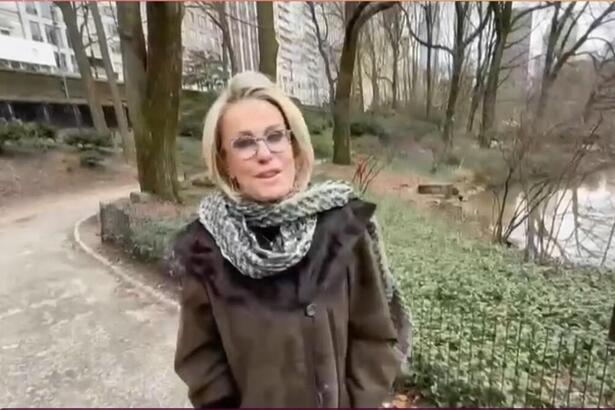 Ana Maria Braga sorrindo no Central Park