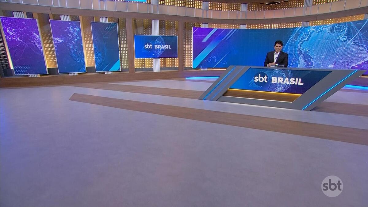 Novo cenário do SBT Brasil em plano aberto 