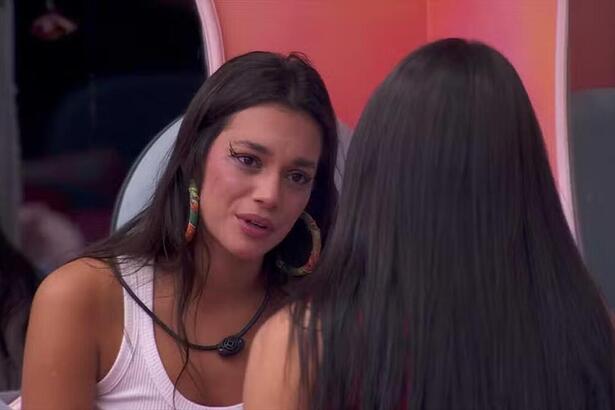 Alane e Isabelle em conversa no Quarto Fada do BBB 24