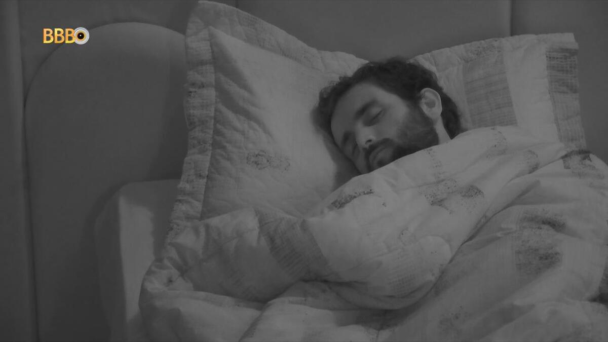 Matteus dorme no quarto fadas do BBB 24