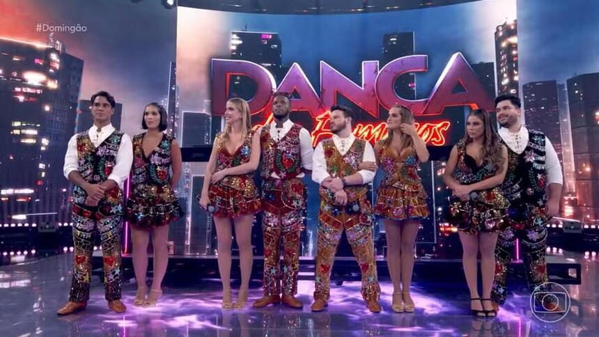 Lexa, Gabriela Prioli, Micael Borges e Matheus Fernandes, ao lado dos seus respectivos coreografos, na respescagem da Dança dos Famosos no Domingão