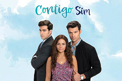 Atores Danilo Carrera, Alejandra Robles Gil e Brandon Peniche, Protagonistas da novela Contigo Sim