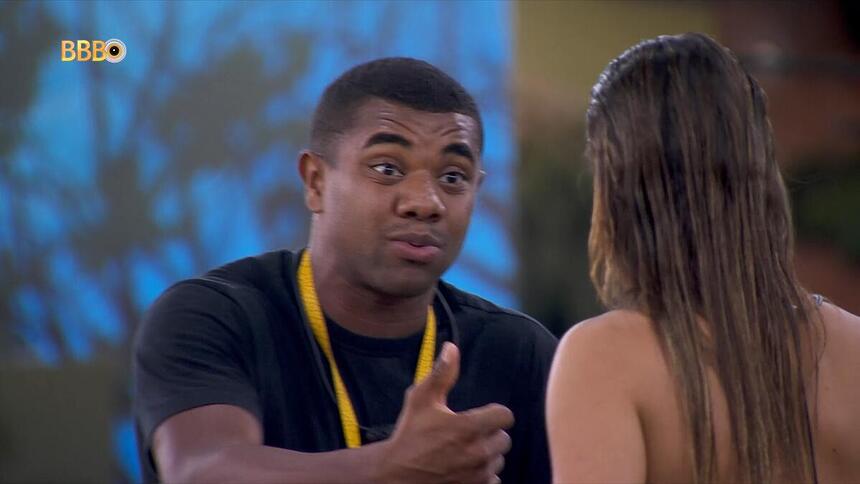 Davi discute com Beatriz no gramado do BBB 24