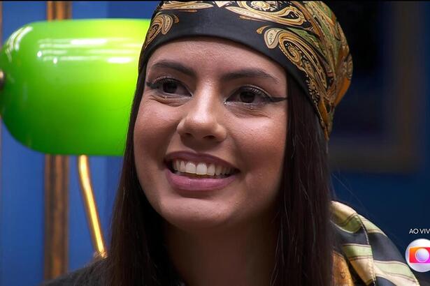 Fernanda sorrindo antes da eliminação no BBB 24