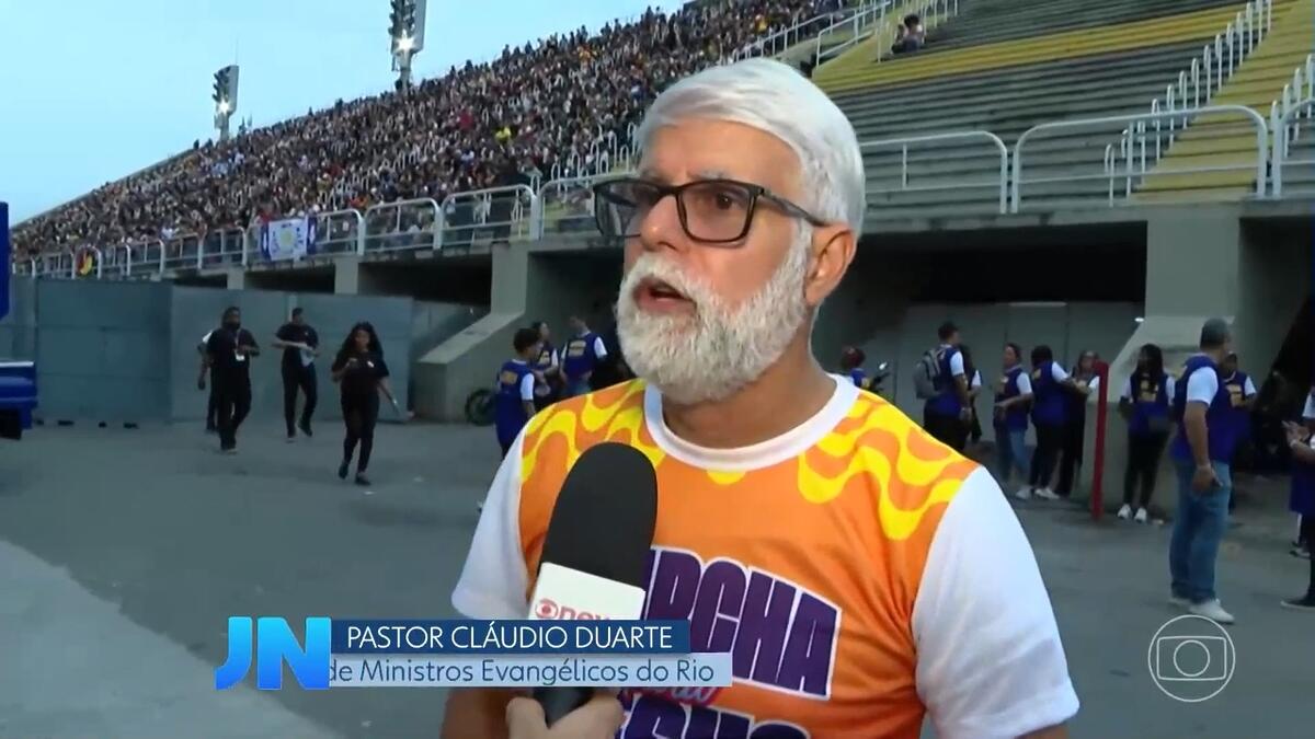 Pastor Claudio Duarte em entrevista ao Jornal Nacional