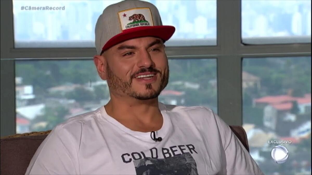 Carlinhos Mendigo de boné, em trecho da entrevista ao Câmera Record