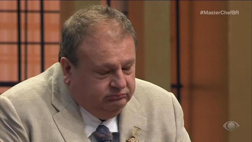 Erick Jacquin faz cara de nojo no MasterChef 2024