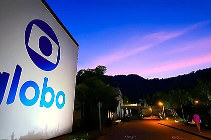 Entardecer na área externa dos Éstúdios Globo