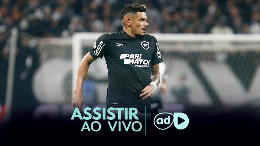 Tiquinho Soares na arte onde assistir ao jogo Botafogo x Fluminense, pelo Brasileirão