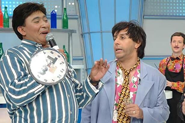 Pedro Manso, imitando Faustão, ao lado de Tom Cavalcante no extinto Show do Tom