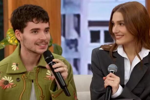 João Lucas e Sasha em participação no sofá do Encontro