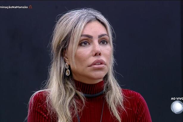 Lizi Gutierrez triste na Mansão do A Grande Conquista 2