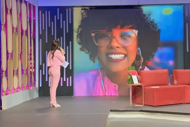 Isabel Fillardis no programa de Amanda Françozo