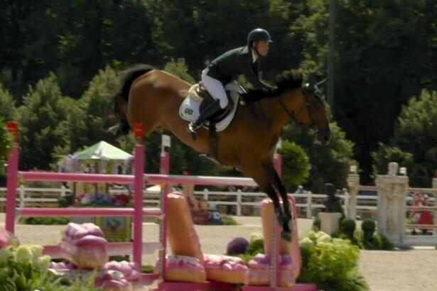 Pedro Veniss e o seu cavalo na prova de hipismo da Olimpíada