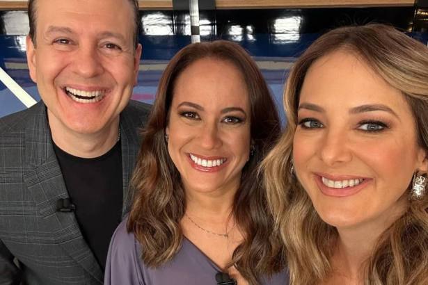 Celso Zucatelli, Renata Alves e Ticiane Pinheiro no estúdio do Hoje em Dia