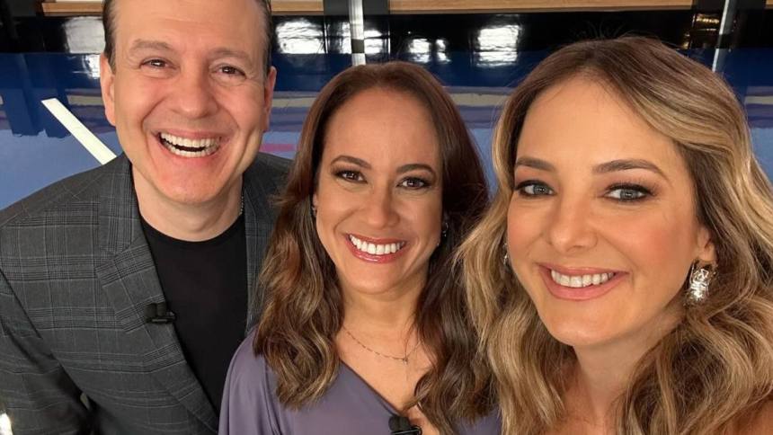 Celso Zucatelli, Renata Alves e Ticiane Pinheiro no estúdio do Hoje em Dia