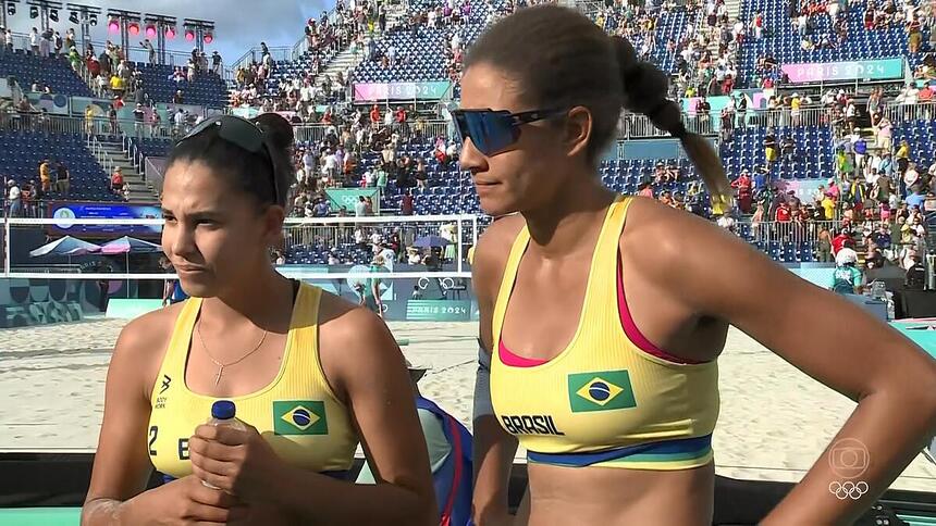 Duda e Ana Patrícia em entrevista após vitória no vôlei de praia da Olimpíada