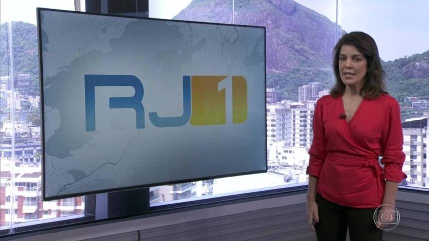 Mariana Gross apresentando o RJ1