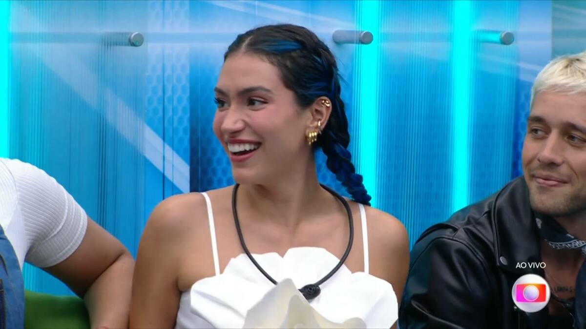 Unna X sorridente no Estrela da Casa