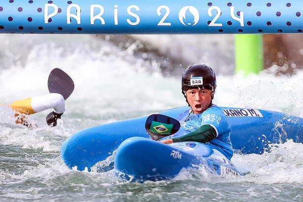 Jogos Olímpicos Paris 2024 - Canoagem Slalom - A brasileira Ana Sátila durante sua bateria nas oitavas de final do Caiaque Cross