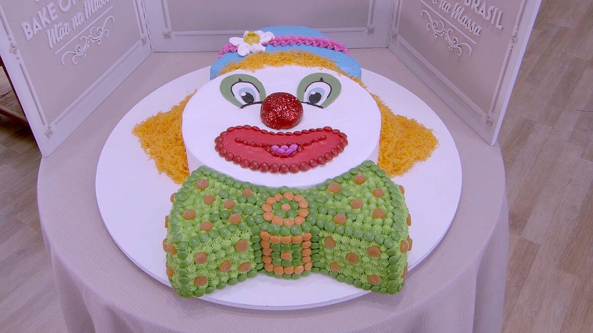 Bolo nostalgia no Bake Off Brasil