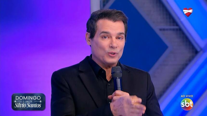 Celso Portiolli em trecho do especial Domingo É Dia de Silvio Santos