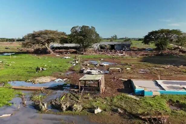 Vista área de destruição no Rio Grande do Sul, exibida no Globo Rural