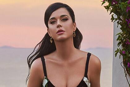 Katy Perry em foto posada