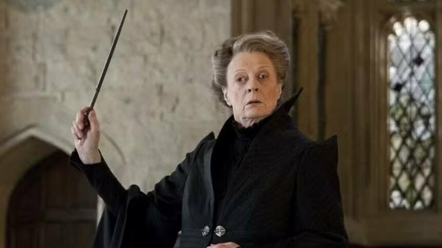 Maggie Smith, como Minerva McGonagall no filme Harry Potter