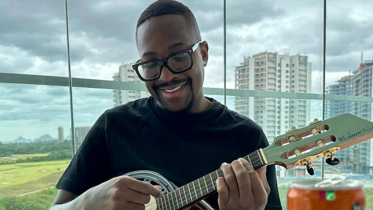 Mumuzinho e violão