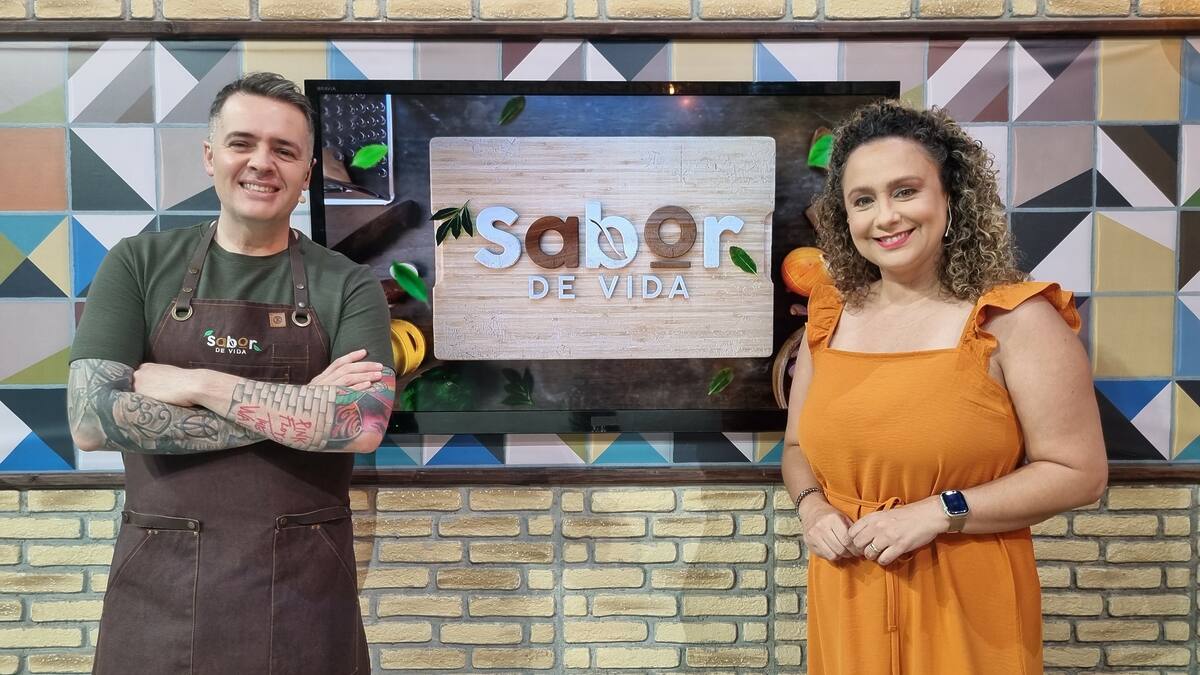 Chef Lém e Bianca Láua no cenário do programa