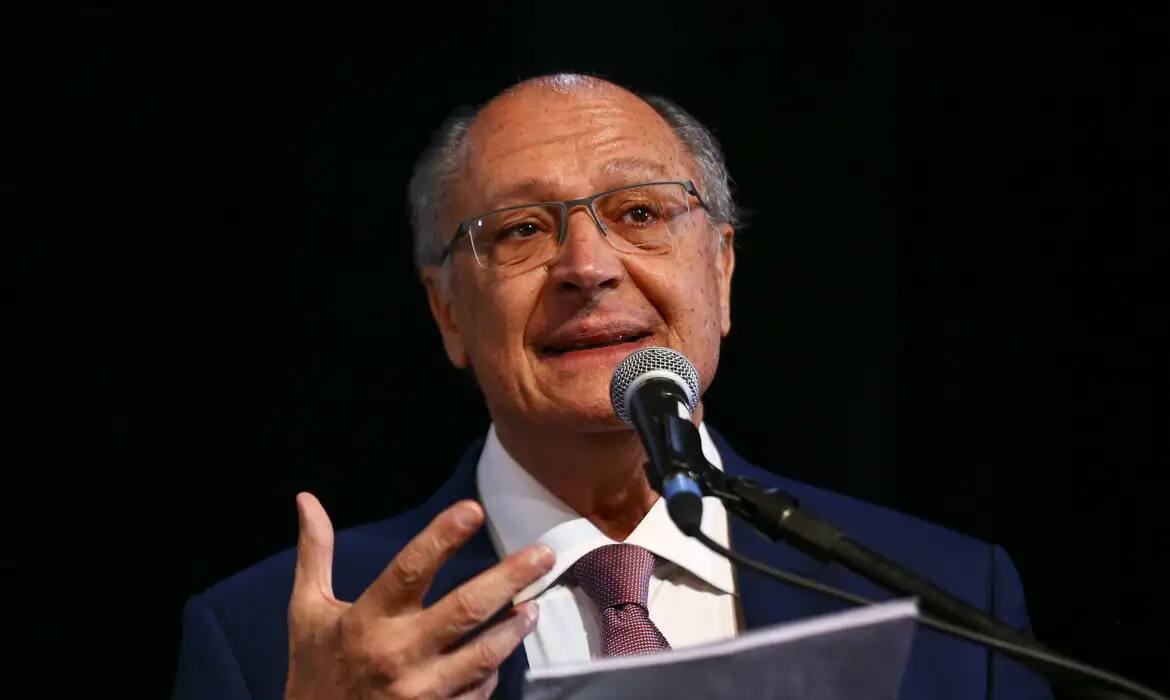 Geraldo Alckmin em um evento oficial