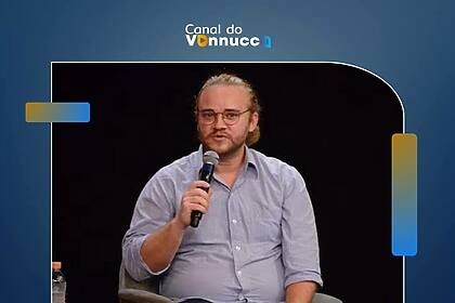 Gustavo Vaccari na arte da coluna do Canal do Vannucci