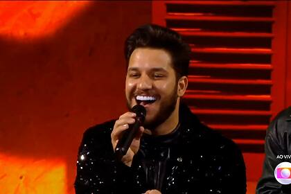 Lucca canta na final do Estrela da Casa na TV Globo