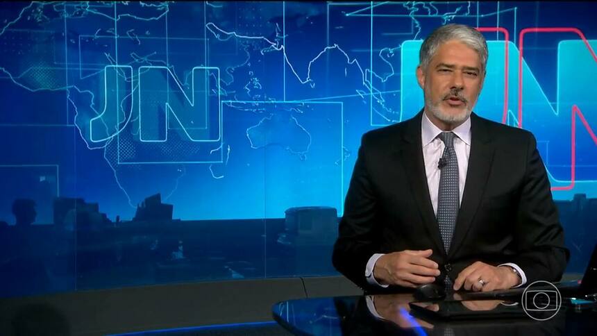 Bonner na bancada do Jornal Nacional