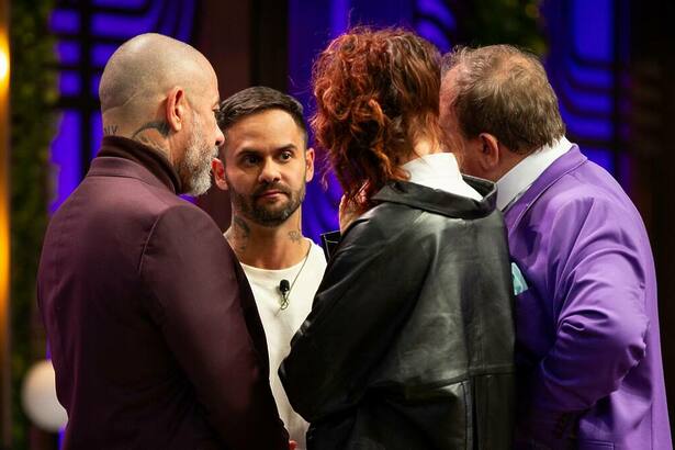 Diego Lozano, Erick Jacquin, Helena Rizzo e Henrique Fogaça reunidos no MasterChef Confeitaria