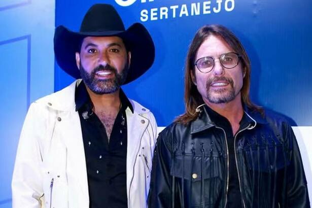 Edson e Hudson em foto posada no Circuito Sertanejo