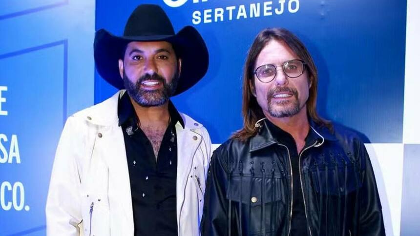 Edson e Hudson em foto posada no Circuito Sertanejo