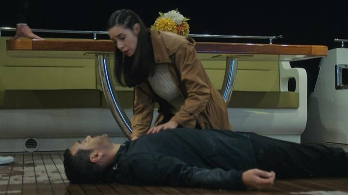 Piril e Sarp em trecho do resgate no capítulo de Força de Mulher