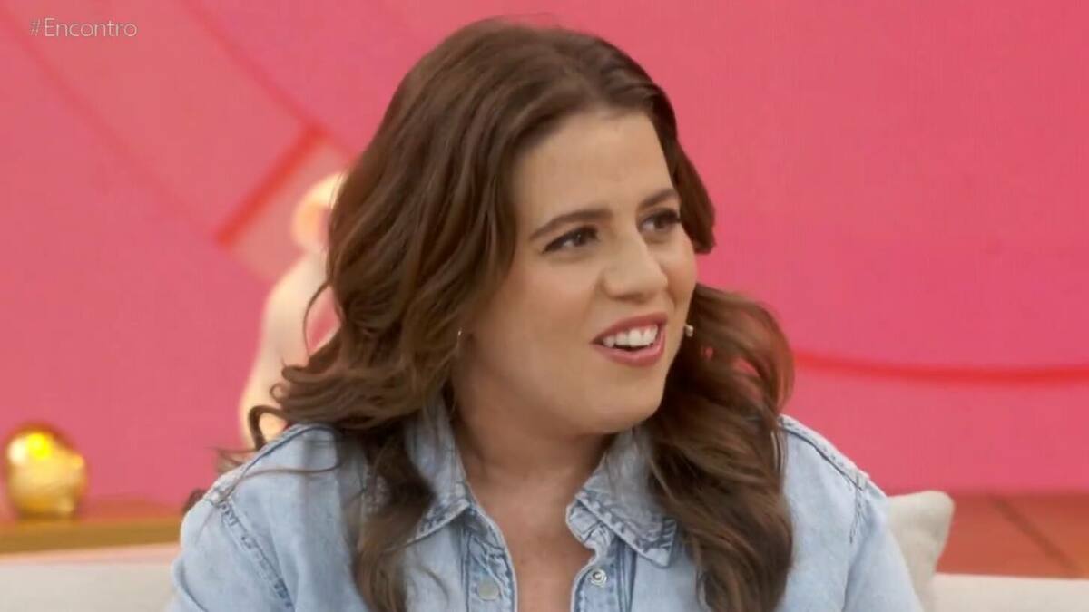 Tati Machado em participação no sofá do Encontro