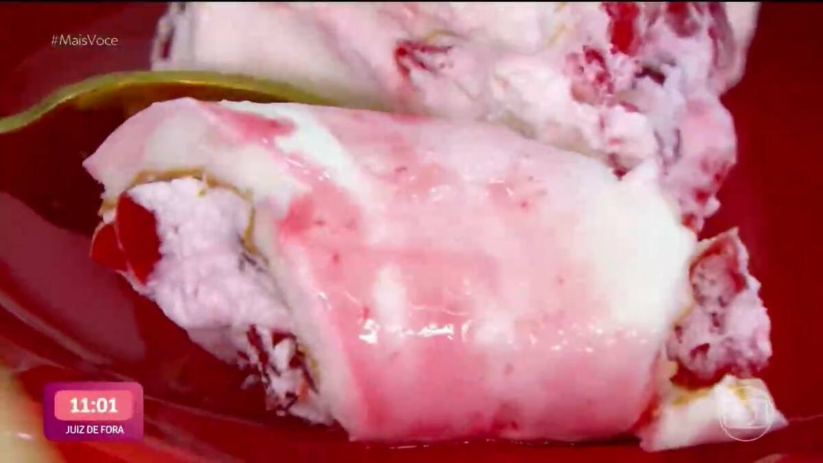 Garfo parte Doce de Cereja da Ana Maria Braga no prato do Mais Você